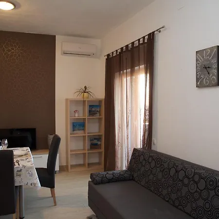 Banic Apartments With Pool Biograd Na Moru Room photo