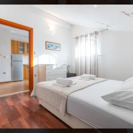 Banic Apartments With Pool Biograd Na Moru Exterior photo