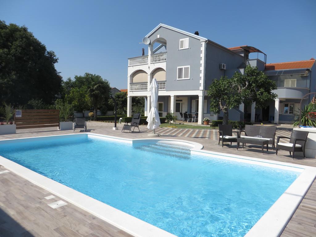 Banic With Pool *