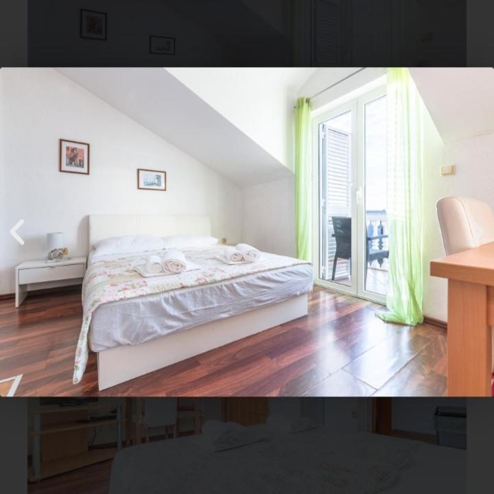 Banic With Pool Apartmán Biograd Na Moru