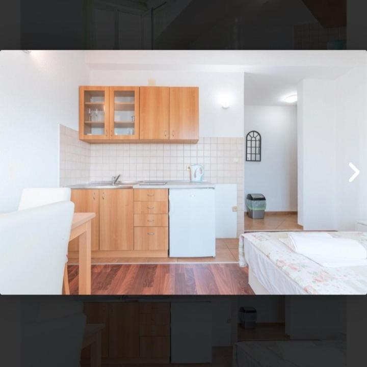 Apartmán Banic With Pool Biograd Na Moru