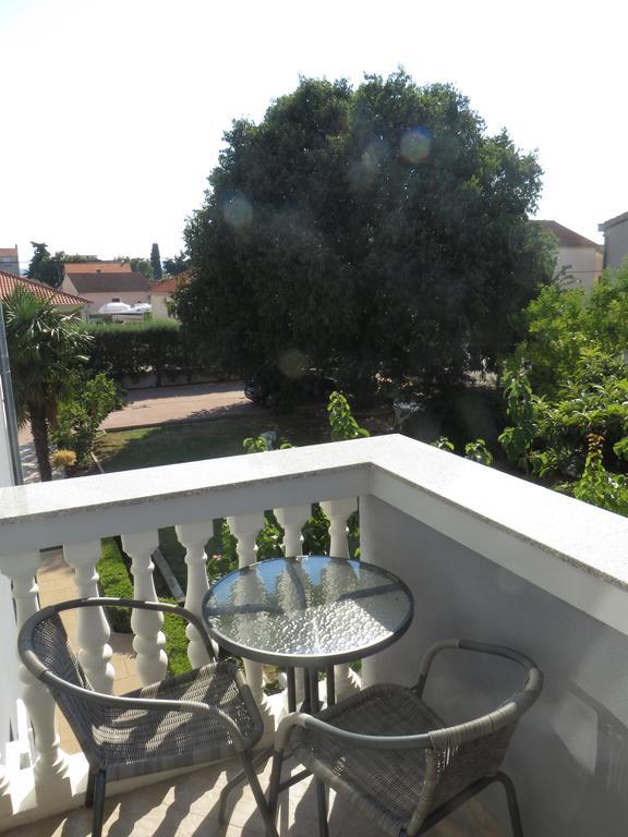 Banic With Pool Apartment *