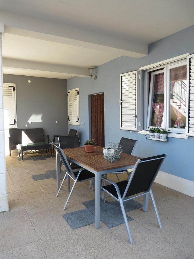 Apartmán Banic With Pool Biograd Na Moru